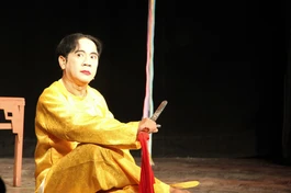 Thiền sư Nhất Hạnh là người phóng tác vở kịch Cậu Đồng